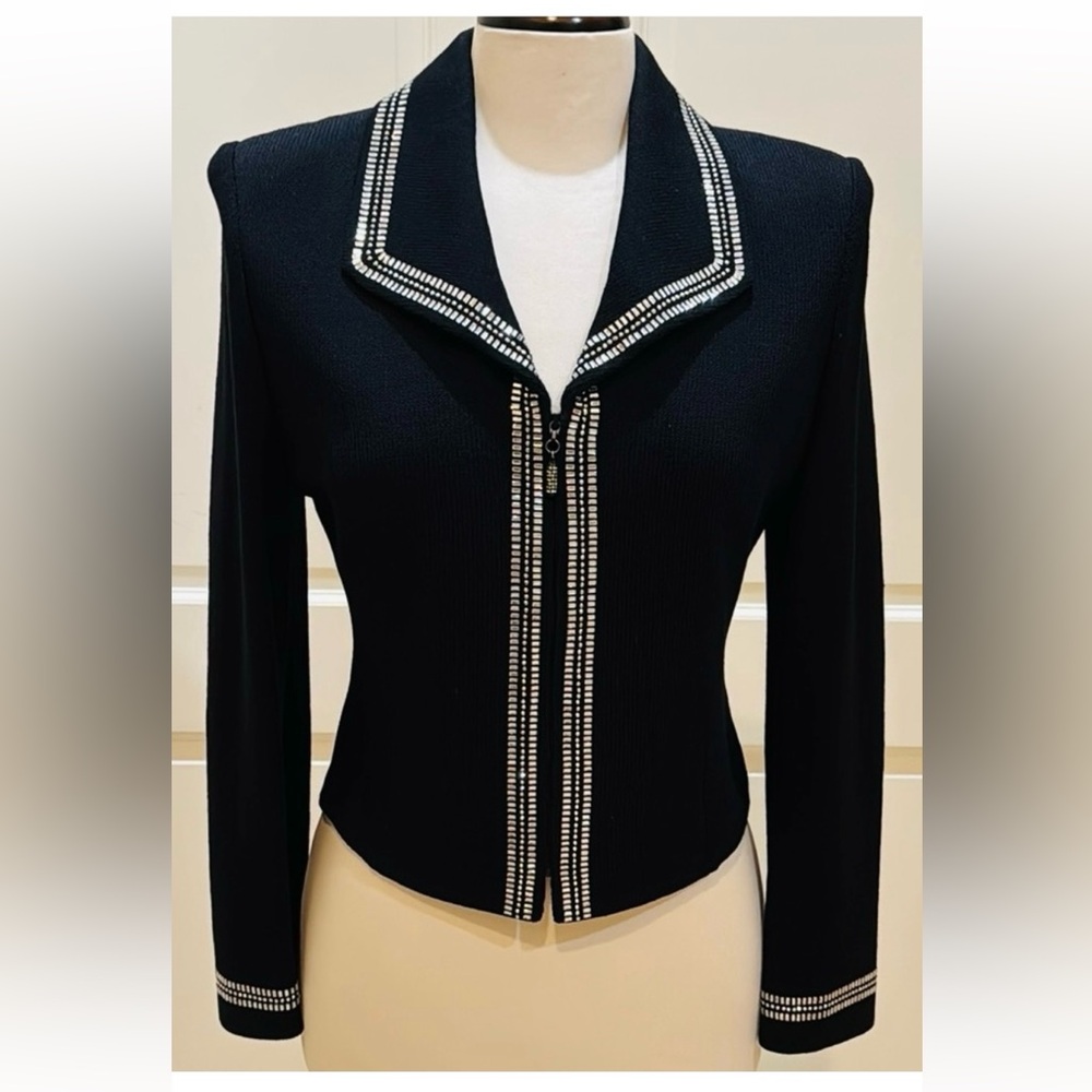 St. John rhinestone accented ladies jacket size 6 price is firm